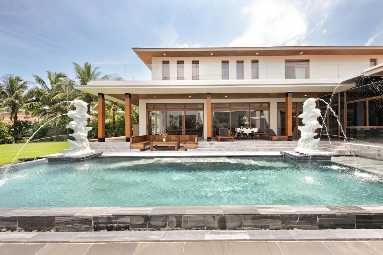 Deluxe Beach Villas By Danatrip Da Nang Zewnętrze zdjęcie