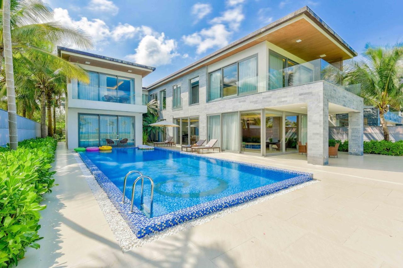 Deluxe Beach Villas By Danatrip Da Nang Zewnętrze zdjęcie