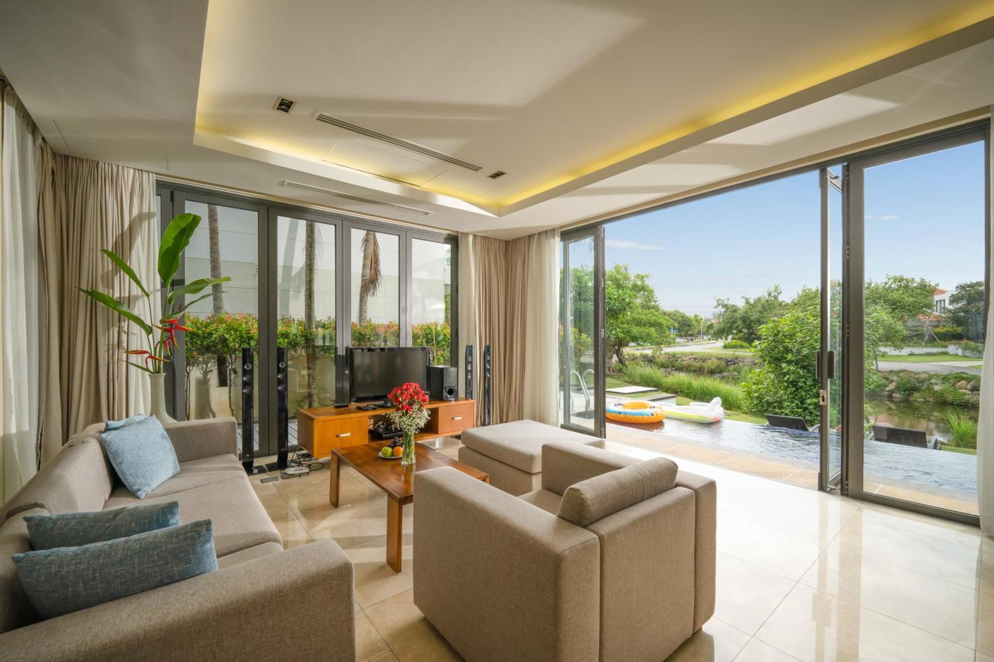 Deluxe Beach Villas By Danatrip Da Nang Zewnętrze zdjęcie